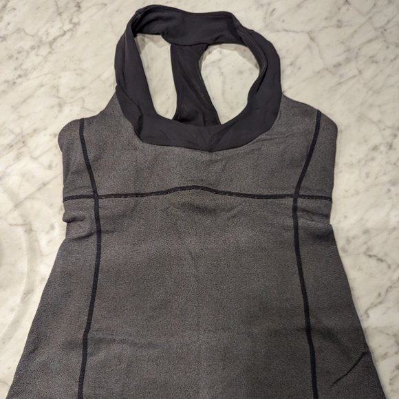 Lululemon Women's Racerback scoop neck tank size 8 Grey. - Picture 1 of 5
